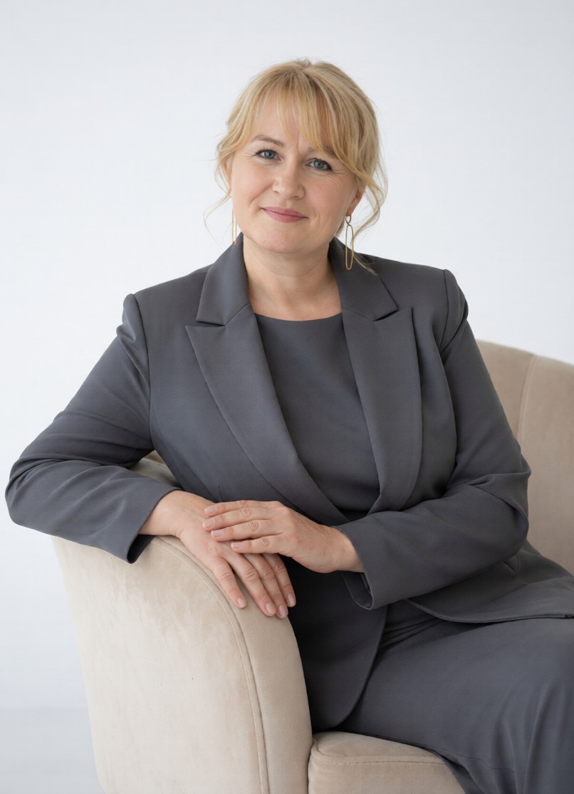Шутова Елена Борисовна.